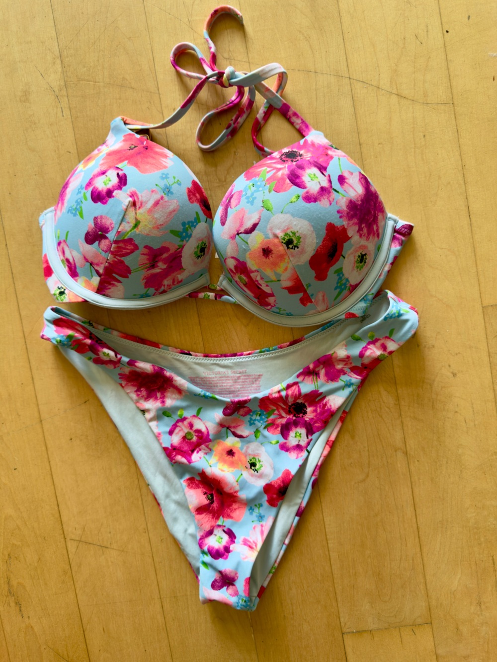 Bombshell Victoria's Secret Floral Underwire Bikini 34C